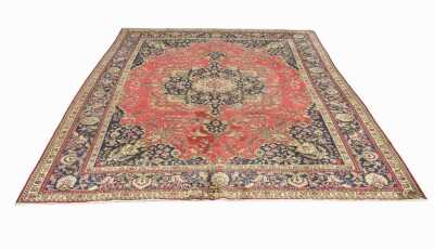 TABRIZ RUG