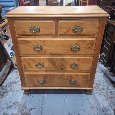 CHEST OF DRAWERS