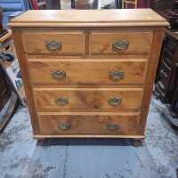 CHEST OF DRAWERS
