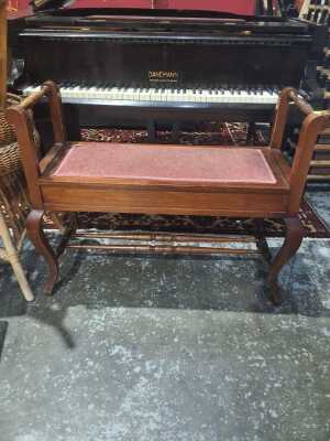 PIANO STOOL