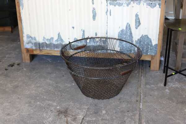 BASKET