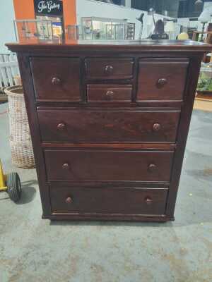 CHEST OF DRAWERS