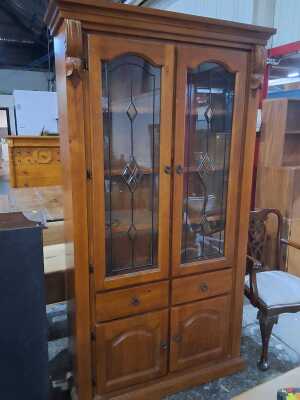 WALL UNIT