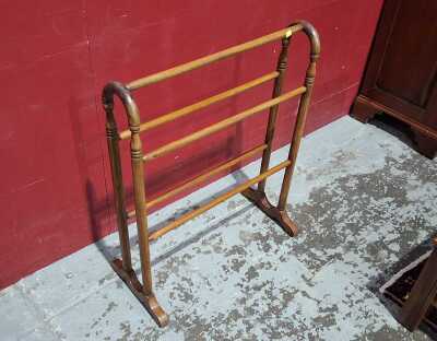 TOWEL RAIL