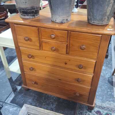 CHEST OF DRAWERS