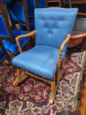 ROCKING CHAIR