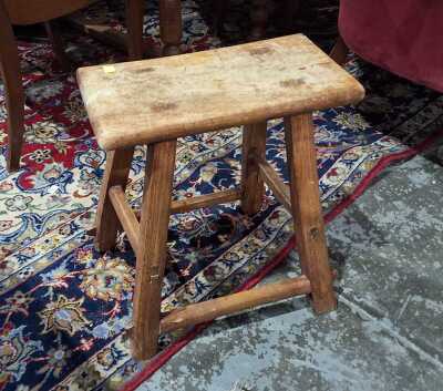 STOOL