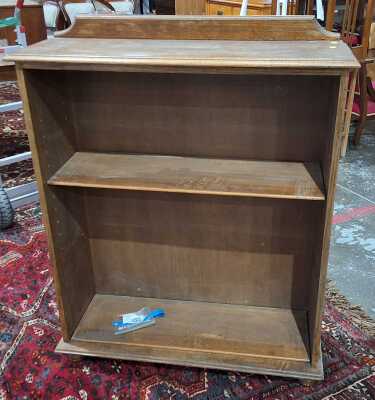 BOOKSHELF