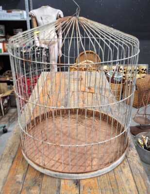 BIRDCAGE