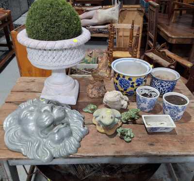 POTS AND GARDEN DECOR