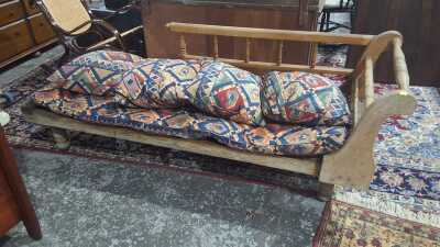 MINERS COUCH