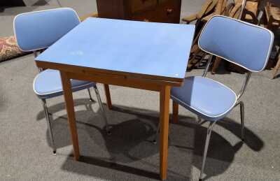 RETRO DINING