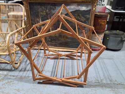 CLOTHES AIRER