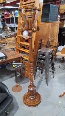 COAT RACK