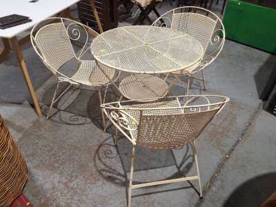 PATIO SETTING