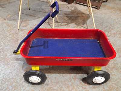 TOY TRAILER