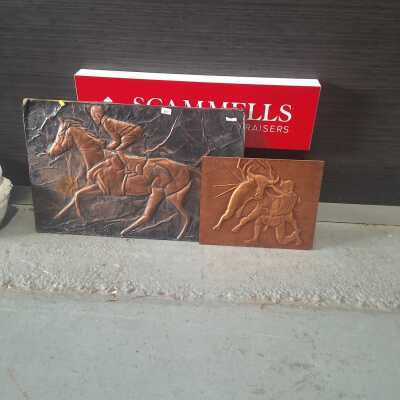 WALL DECOR