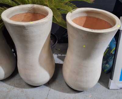 GLAZED POTS