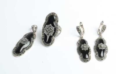 JEWELLERY SUITE