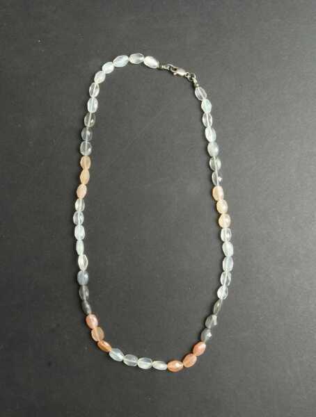 GEMSTONE NECKLACE