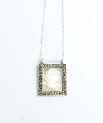 SILVER NECKLACE