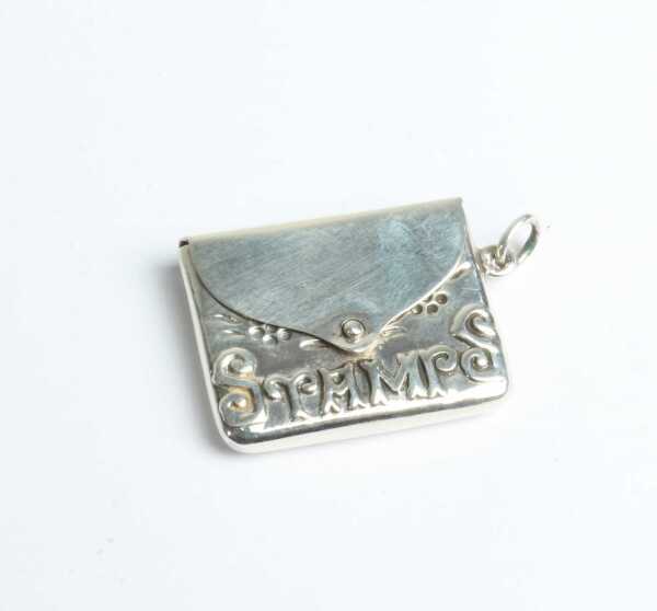 SILVER PENDANT