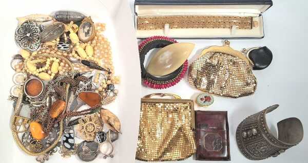 JEWELLERY