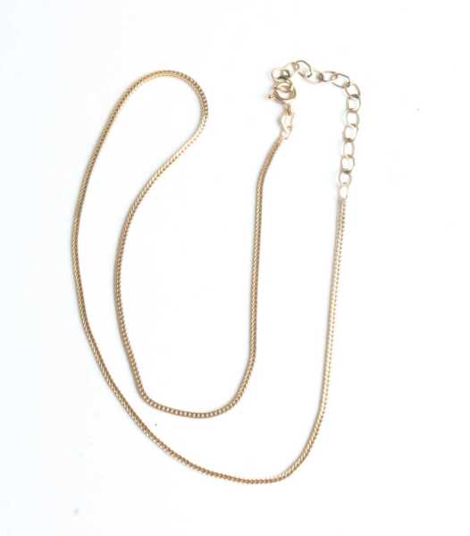 GOLD NECKLACE