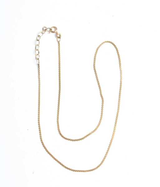 GOLD NECKLACE