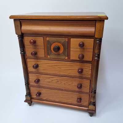 APPRENTICE CHEST