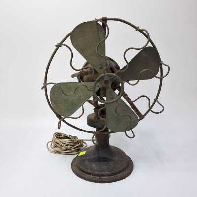 DESK FAN