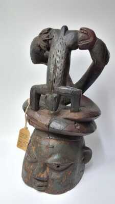 GẸLẸDẸ MASK