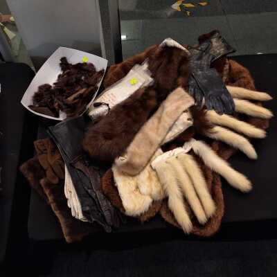 FUR ACCESSORIES