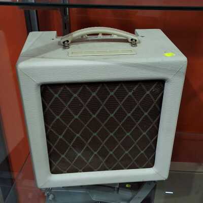 AMPLIFIER