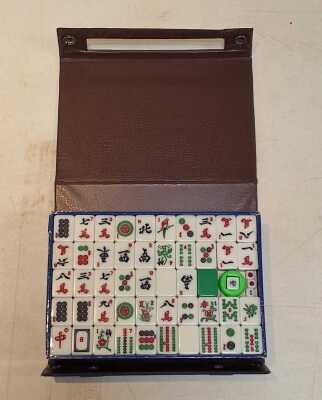 MAHJONG SET