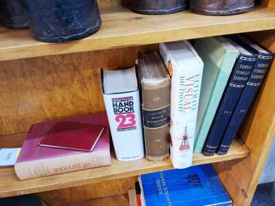 VINTAGE BOOKS