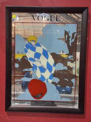 VOGUE MIRROR