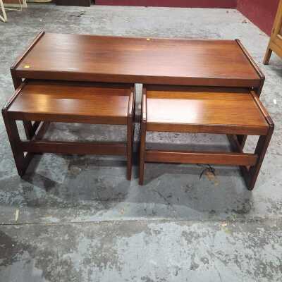 NEST OF TABLES