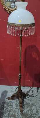 STANDARD LAMP