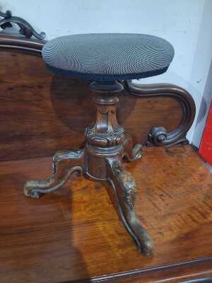 PIANO STOOL