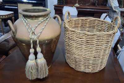 DECOR LOT
