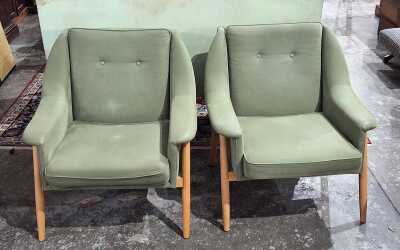 PAIR OF ARMCHAIRS