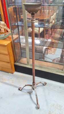LAMP STAND
