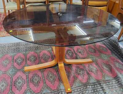 BREAKFAST TABLE