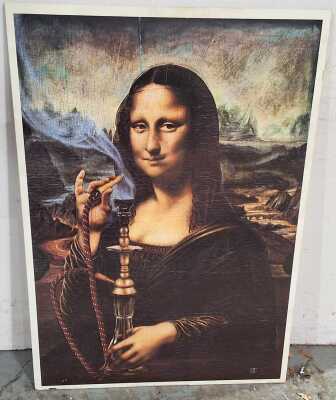 WALL DECOR
