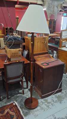 STANDARD LAMP