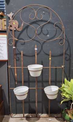 PLANTER STAND