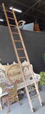 VINTAGE LADDER