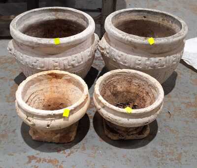 GARDEN POTS