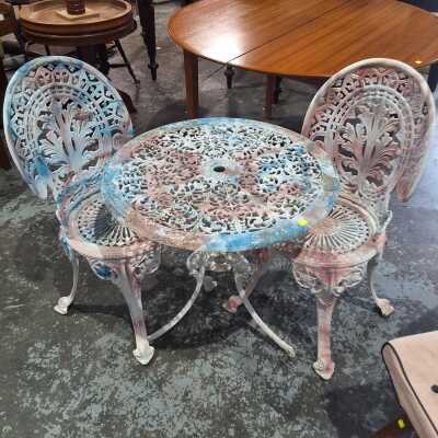 PATIO SET